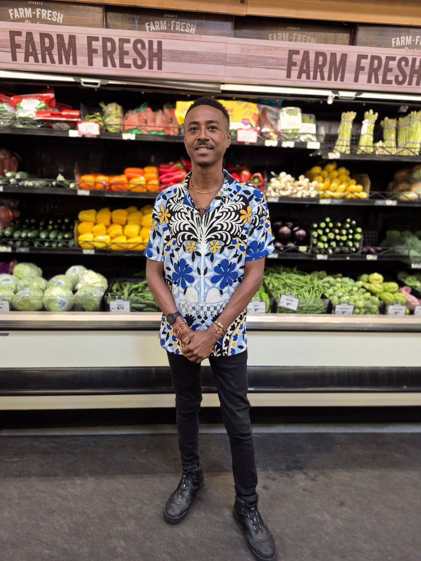 Marcus 'JuiceDoc' Hart at Farm Fresh produce